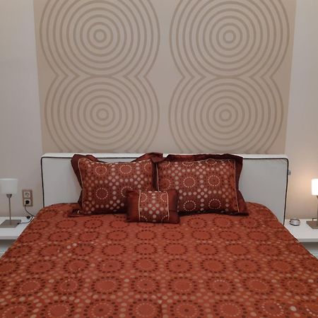 Modern, Quiet & Cozy Apartment In The Middle Of Downtown Near Danube At Fashion Street Budapeste Exterior foto