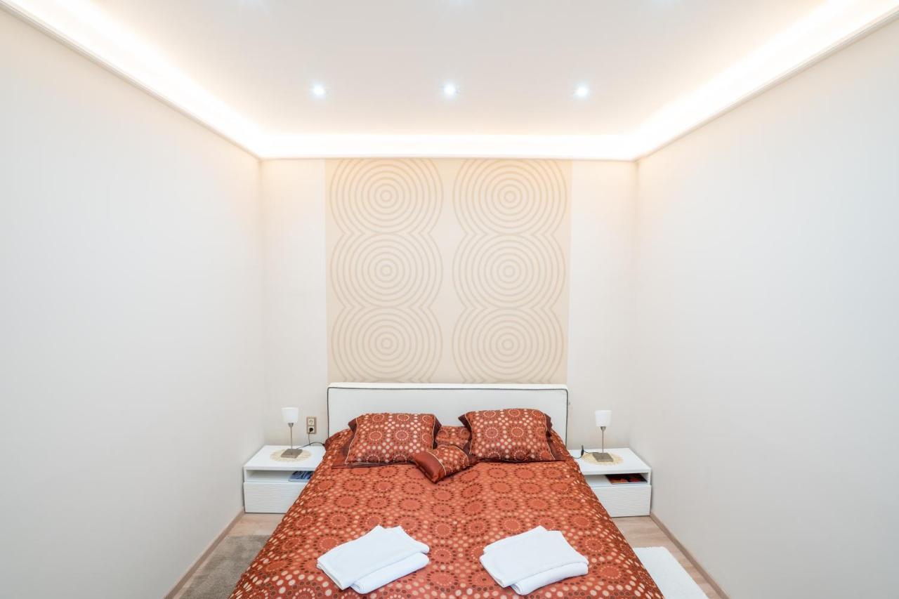 Modern, Quiet & Cozy Apartment In The Middle Of Downtown Near Danube At Fashion Street Budapeste Exterior foto