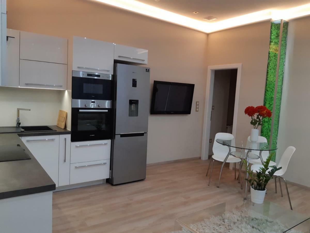 Modern, Quiet & Cozy Apartment In The Middle Of Downtown Near Danube At Fashion Street Budapeste Exterior foto