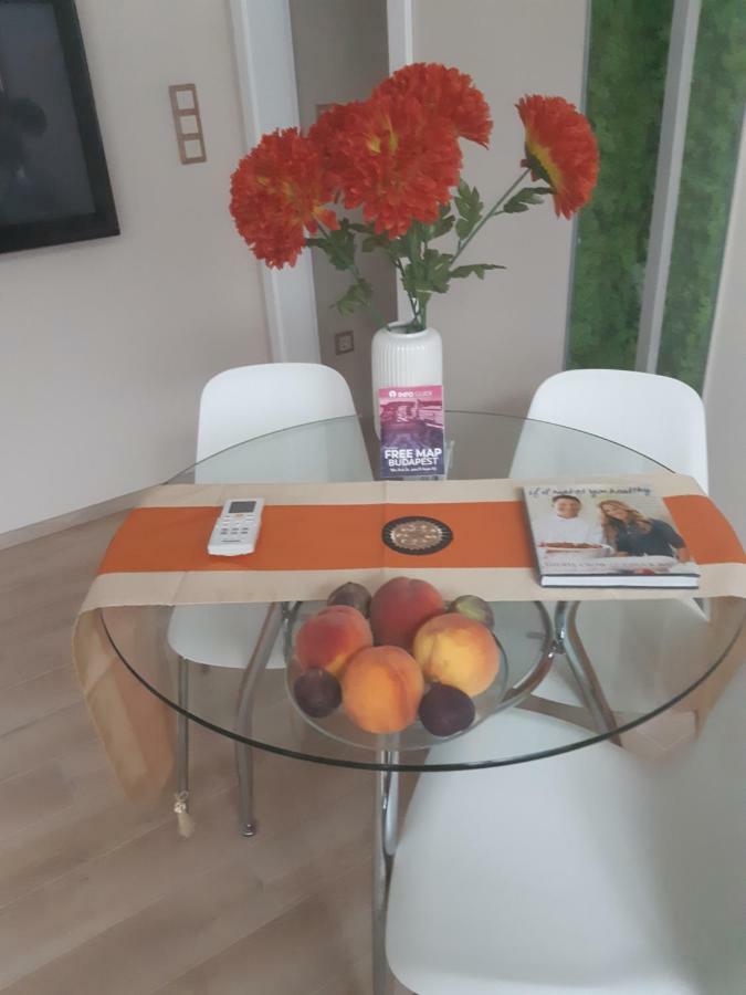 Modern, Quiet & Cozy Apartment In The Middle Of Downtown Near Danube At Fashion Street Budapeste Exterior foto