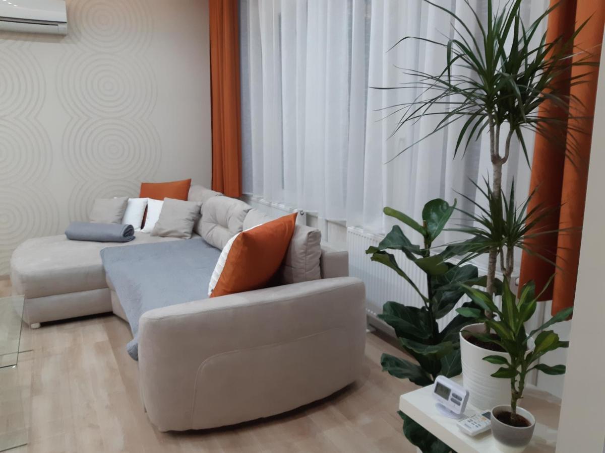 Modern, Quiet & Cozy Apartment In The Middle Of Downtown Near Danube At Fashion Street Budapeste Exterior foto